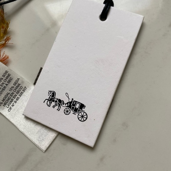 Coach Dog Print Scarf NWT - Picture 3 of 7